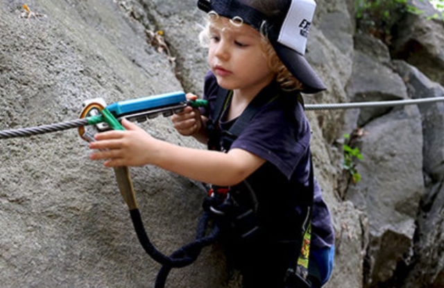  Iniciación a la escalada de árboles para niños de 3 a 6 años 