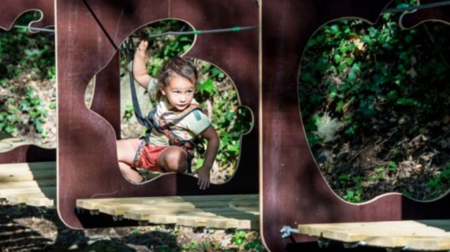  Sesión de escalada en árboles para niños en Marquinaxes 