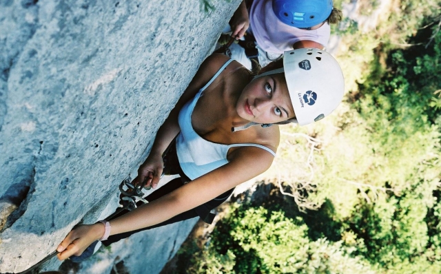  Sesión de escalada en Saint-Hippolyle-du-Fort 