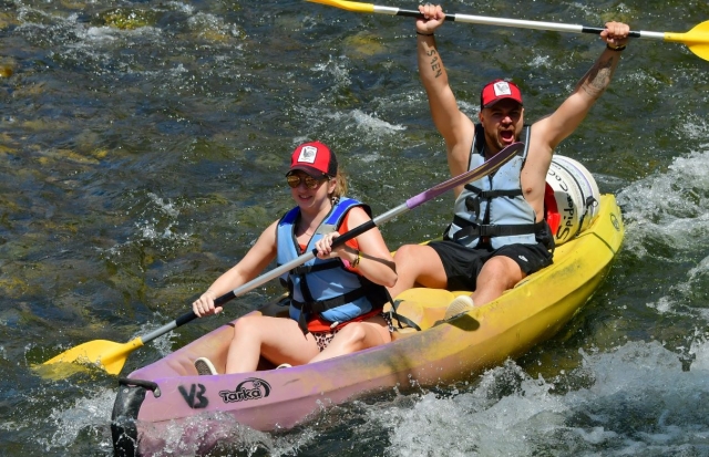  Una sesión de canoa-kayak con nosotros es mucho más que bajar el río 