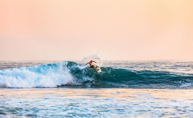  Disfruta de un entorno excepcional duranle su clase de surf