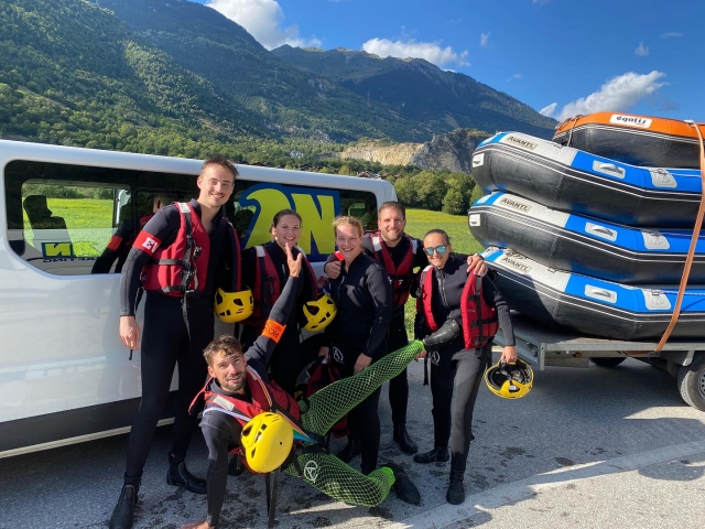 Foto de una familia llegada de Centron