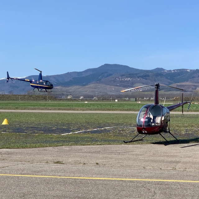  Despegue de helicóptero desde el aeródromo de Colmar 