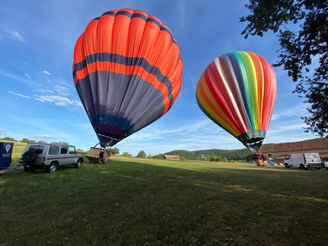  Inflado de nuestros globos desde nuestra base de despegue 