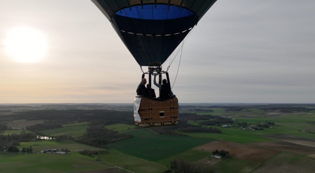 La puesta de sol vista desde el globo aerostático