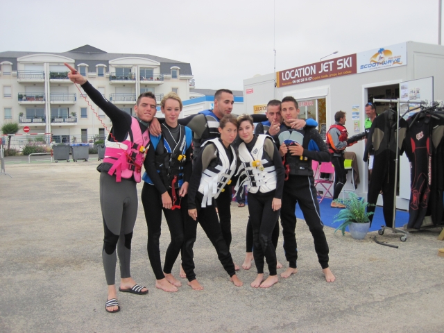  ¡Venga con tus ses queridos a esta sesión de jet skis! 