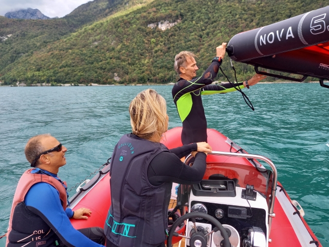  Salida desde el puerto deportivo de Doussard 