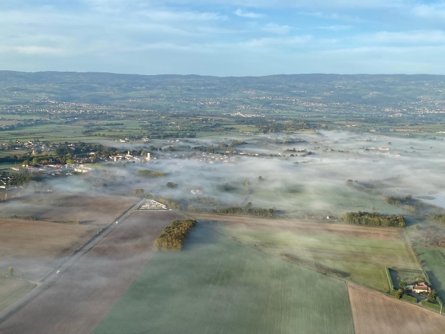 A veces la niebla está ahí, haciendo que el momento sea mágico