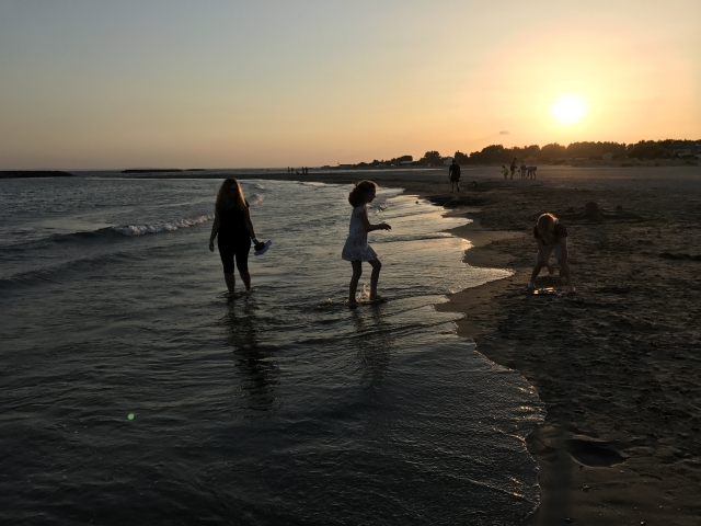  La puesta de sol en las playas 