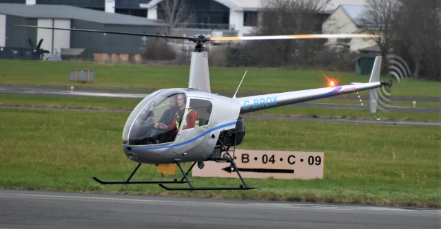  Nuestro helicóptero R22 