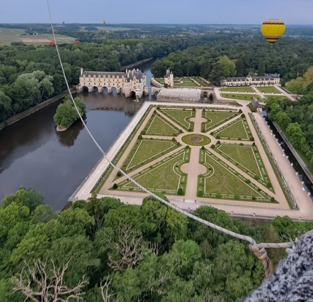 Excursión privilegiada en globo aerostático Chenonceau 1 hora