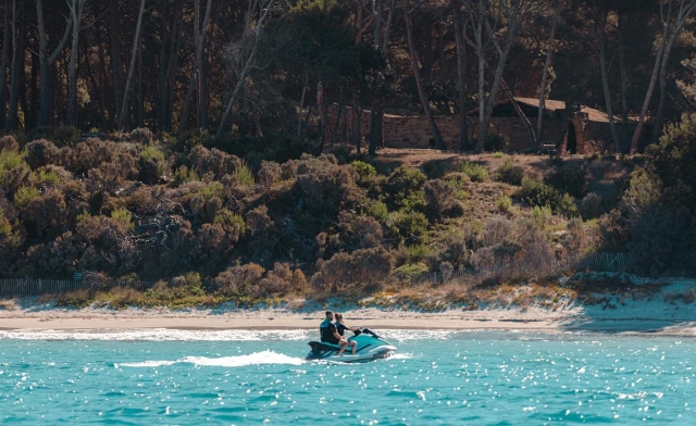  Visitar las calas de aguas idílicas 
