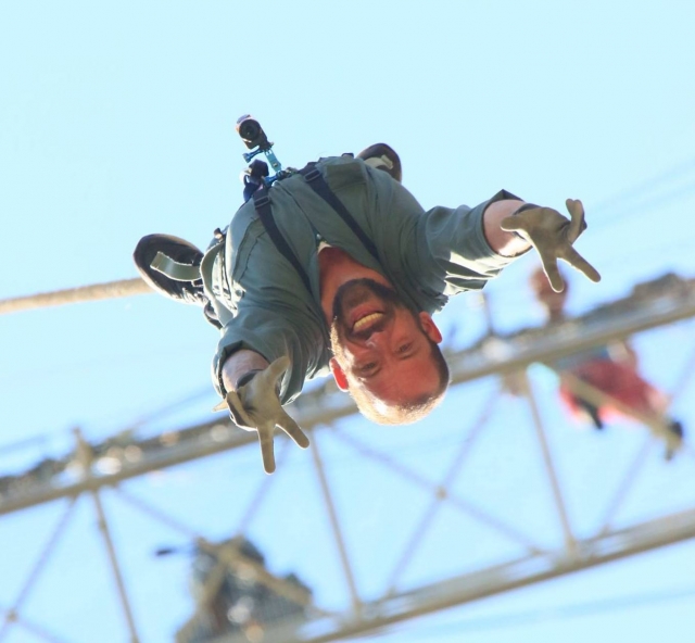 Bungee desde 107 metros