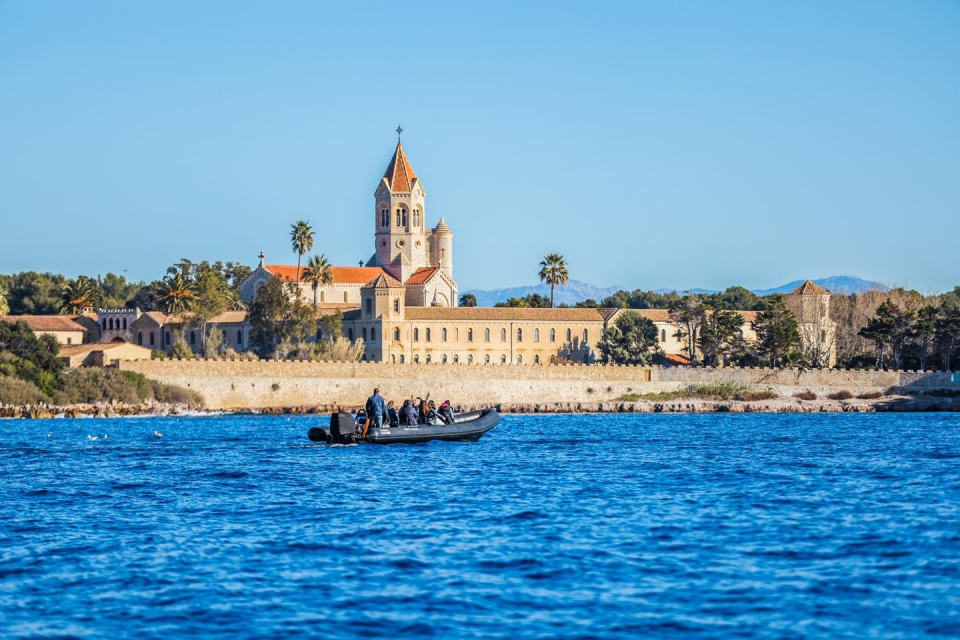  Disfruta de las vistas de las islas Lérins 