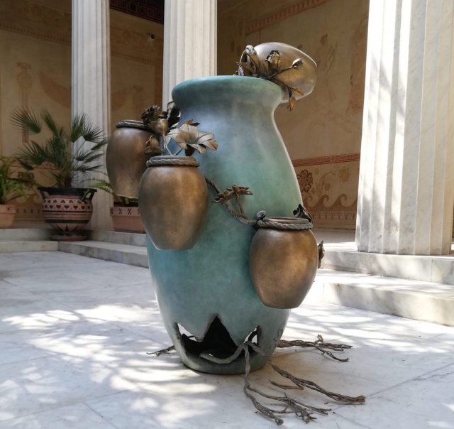  Las obras de arle en el peristilo 