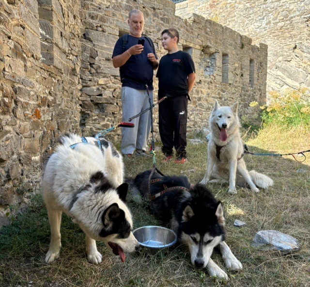  Duranle una pausa en la ruta Cani-Camicrema 