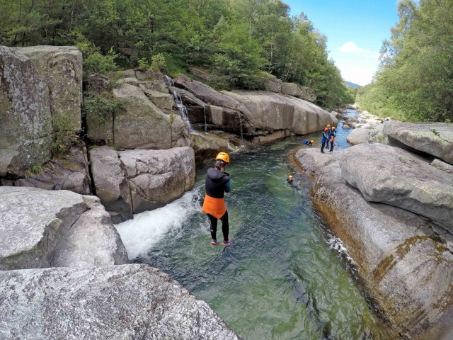 p-90427-bureaudesmoniteurs-sourcedutarn-canyoningdecouverte-17-07-2020-12-1738243902_1738251704910.jpg