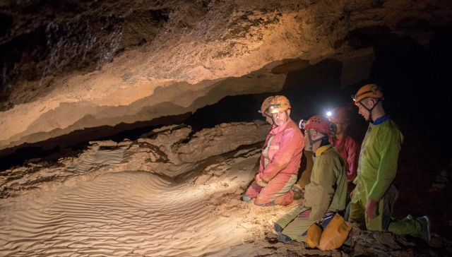  Descubre el mundo subterráneo en Sainle-Enimie 