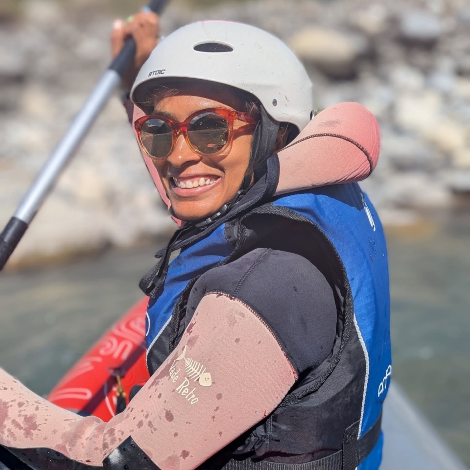  un río y una actividad muy divertida y muy divertida actividad