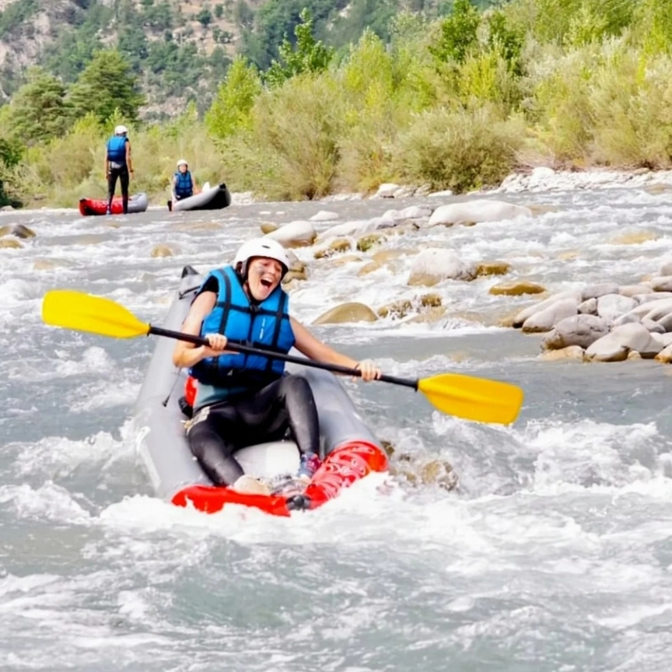  actividad deportiva divertida y divertida en los alpes del sur 