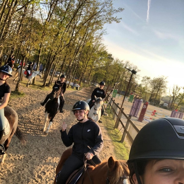  Reserve un paseo a caballo en Cabourg 