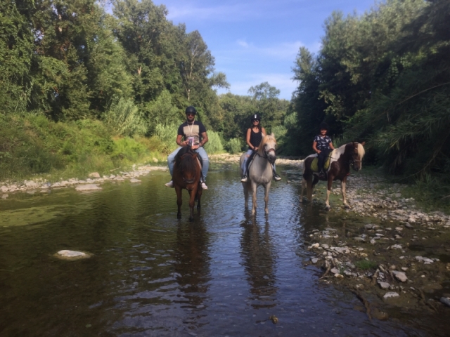 Paseo a caballo por el río - San Giuliano - 1h30