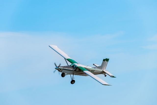  Vuelo en avioneta antes del salto