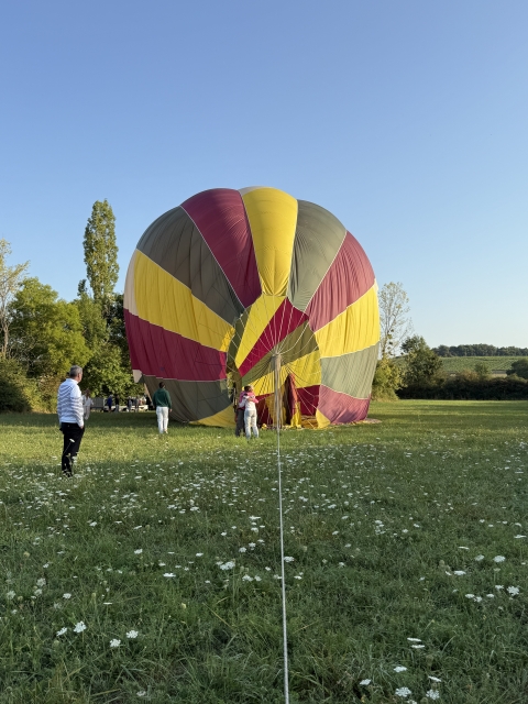  Experiencia de vuelo en globo aerostático en los alrededores de Beaujolais 