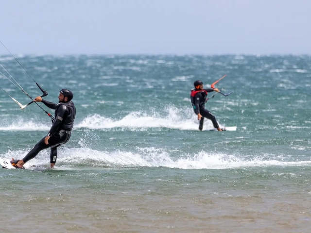 Clases de kitesurf en el lago La Palme - 3 horas