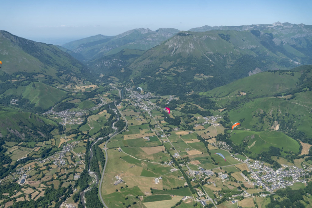  Los pueblos del valle de Aspe vistos desde el cielo 