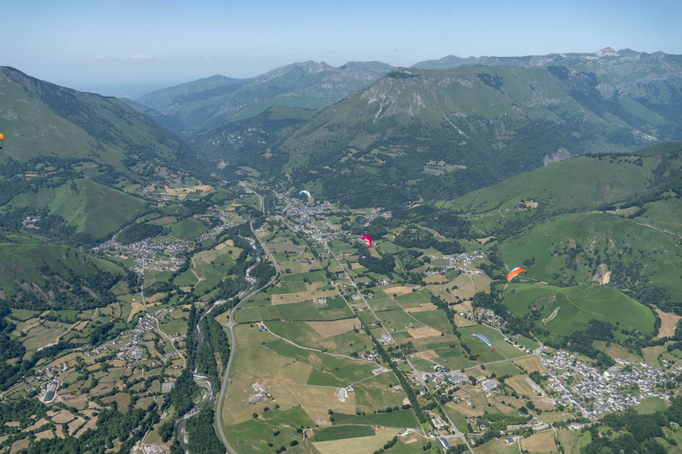  Los pueblos del valle de Aspe vistos desde el cielo 