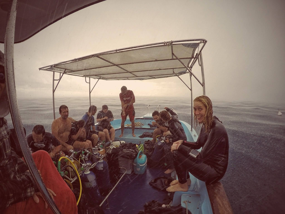  A bordo del barco, antes del lanzamiento 
