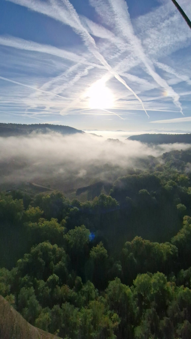  Niebla de la mañana sobre Le Velay