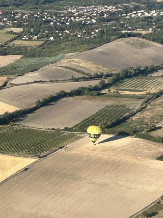  Un globo aerostático visto desde el ULM 