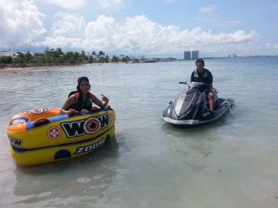 Wind and Wave Kitesurf Cancun Motos de Agua